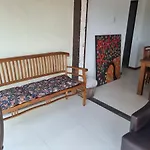 Casa Ferradura Com Piscina E Hidromassagem